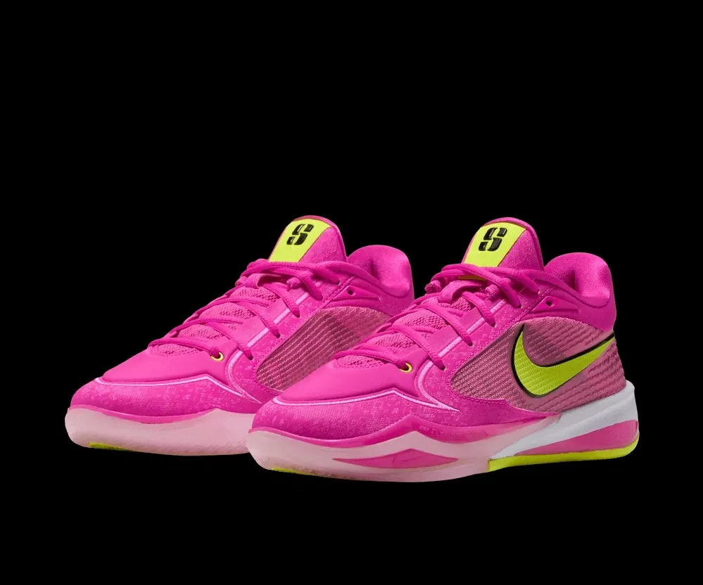 Nike Sabrina 4 The Switch