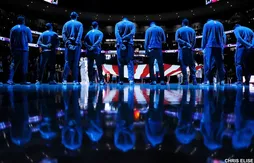 La NBA insiste : “Les joueurs doivent rester debout pendant l’hymne national”