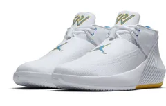 Une Jordan Why Not Zer0.1 aux couleurs de UCLA pour rendre hommage à Russell Westbrook