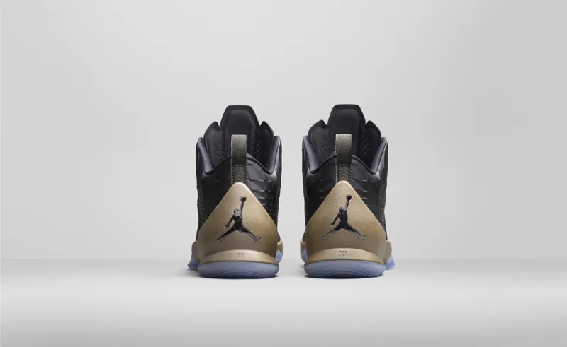 716227-012_A5_Pair_Heels_HR_36074