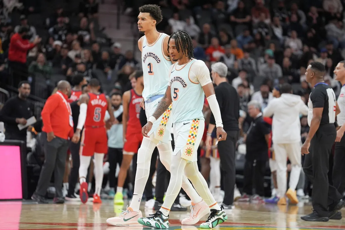 Victor Wembanyama et Stephon Castle