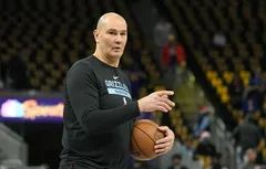 Vitaly Potapenko retrouve JB Bickerstaff à Detroit