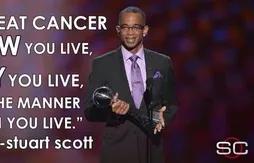 La NBA honore la mémoire de Stuart Scott (ESPN)