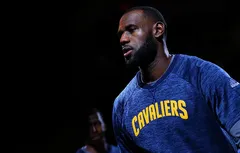 Deux nouveaux records des playoffs pour LeBron James