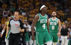 Jrue Holiday : “En tant que fan des Lakers, j’ai eu un peu de mal à enfiler ce maillot vert”