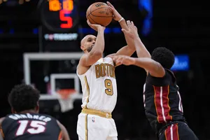 Derrière un très bon Derrick White, les Celtics repoussent le Heat