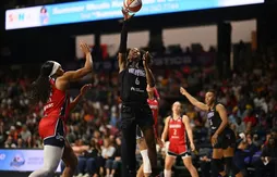 Les Valkyries passent la cinquième à Washington