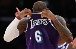 LeBron James : “Pour essayer de s’en sortir, il faut déjà gagner un match…”