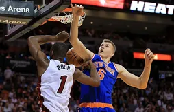 Chris Bosh et Hassan Whiteside ont bizuté Kristaps Porzingis
