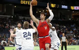 Redevenu titulaire, Brook Lopez fait parler ses muscles pour les Clippers