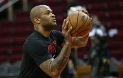 Les Knicks gardent PJ Tucker pour la fin de saison