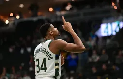 Giannis Antetokounmpo prolonge aux Bucks et met fin au suspense !