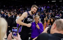 Les Kings mettent fin à cinq ans de défaites face aux Sixers avec une soirée record de Domantas Sabonis