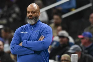 Trois finalistes pour le poste de coach à Chicago ?