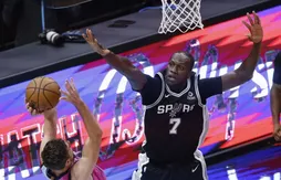 Gorgui Dieng revient pour un an à San Antonio