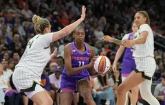 Valériane Ayayi remporte son premier match avec le Mercury