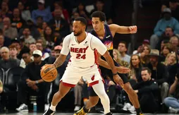 Norman Powell fait le dos rond