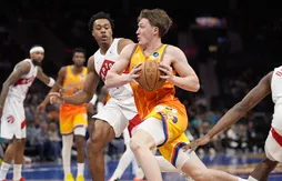 Le duo Knueppel-Bridges renverse les Raptors en prolongation !