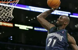 Kevin McHale salue le retour de Kevin Garnett chez les Wolves