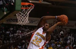 Le concours de dunks du jour : le Powerade Jam Fest 2003 avec Shannon Brown et LeBron James