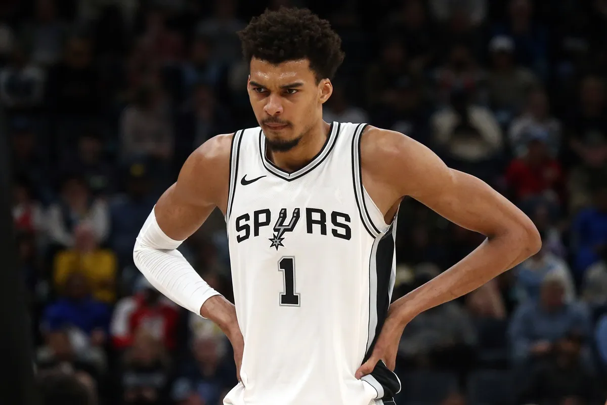 Victor Wembanyama (Spurs) contre les Grizzlies
