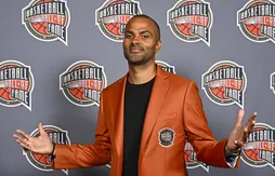 D’où vient la fameuse veste orange des membres du Hall of Fame ?