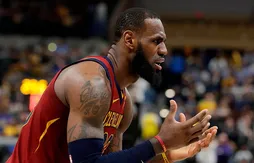 Comment LeBron James gère-t-il la fatigue pendant les playoffs ?