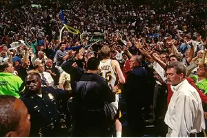 Le 29 mai 1995, Rik Smits conclut au buzzer une fin de match d’anthologie contre le Magic