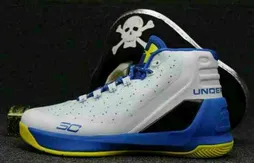Under Armour : les premières images de la Curry 3