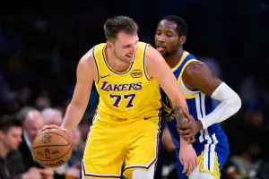 Les Lakers draguent à fond Jonathan Kuminga…