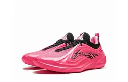 La Li-Ning Jimmy Butler 4 teste le marché