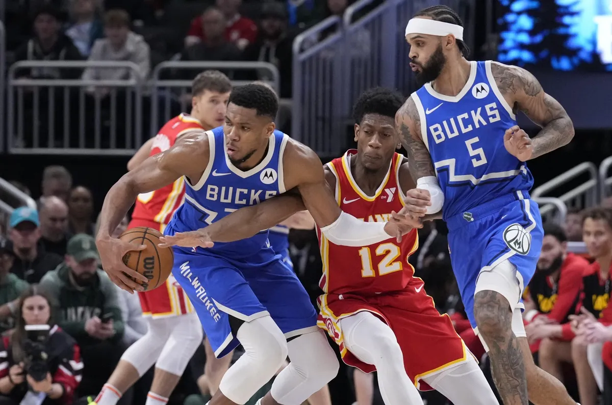 Giannis Antetokounmpo Bucks