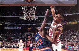 Le 20 mai 1994, Scottie Pippen postérize Pat Ewing