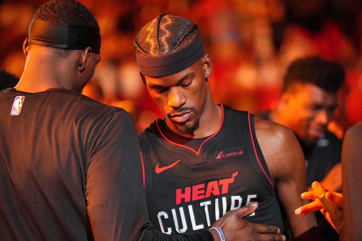 Jimmy Butler et Bam Adebayo avec le Miami-Heat