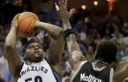Zach Randolph achève les Spurs de Tony Parker