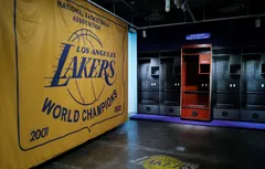 Enchères : près de 3 millions de dollars pour… le casier de Kobe Bryant !