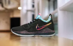Nike : une superbe PG1 pour les filles de l’Elite Youth Basketball League