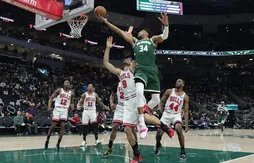 Les Bucks envoient les Bulls en vacances
