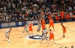 La vidéo du jour: Double tir au buzzer en NCAA !