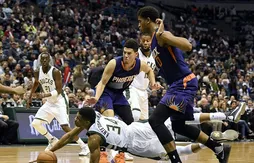 Les Bucks de Giannis Antetokounmpo (28 points) se font très peur face aux Suns