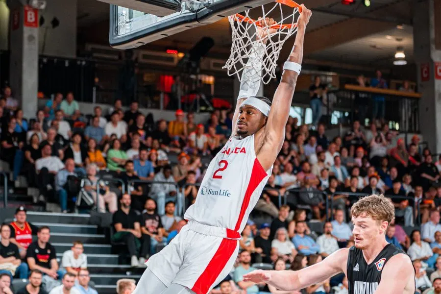 Shai Gilgeous-Alexander avec le Canada