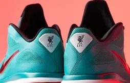 Un retour renversant pour la LeBron 9 “Liverpool”