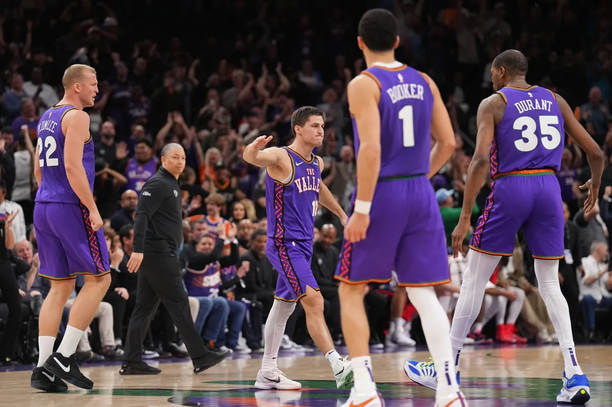 La joie des Phoenix Suns face aux Los Angeles Clippers