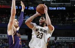 Encore plus immense, Anthony Davis (53 points) écrabouille les Suns