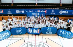 Emmanuel Macron salue le partenariat entre la NBA et le basket français