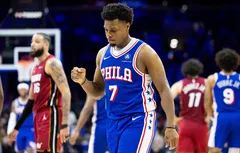 Kyle Lowry prolonge aux Sixers !