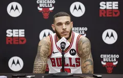 Lonzo Ball pense pouvoir être prêt pour le premier match