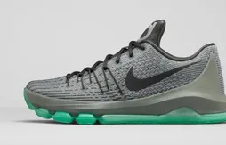 Kevin Durant dévoile la superbe KD 8 “Hunt’s Hill Night”