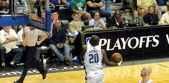 mickael-pietrus-dunk