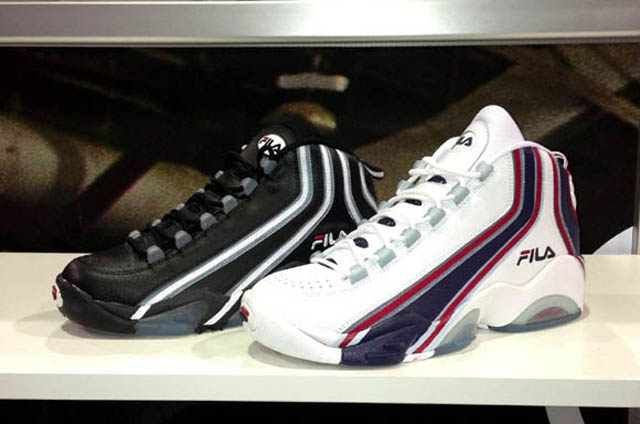 Fila Va Encore Ressortir Jerry Stackhouse Des Cartons • Basket Usa 